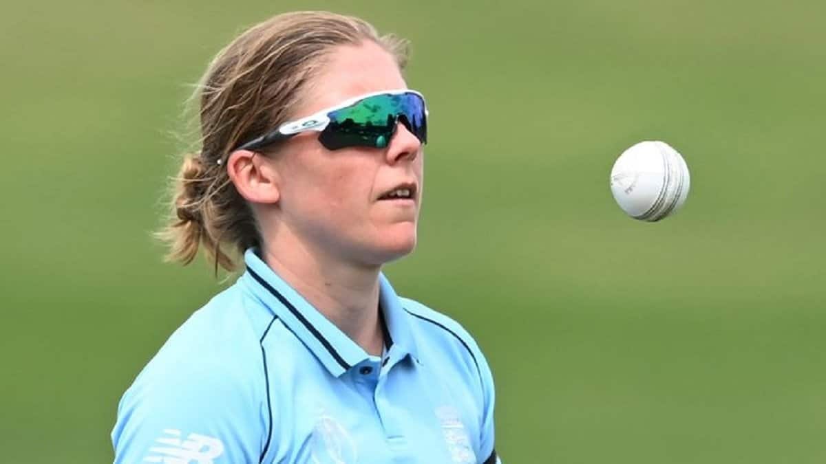English skipper Heather Knight ruled out from The Hundred following hip injury