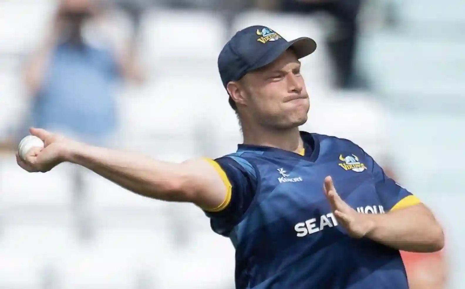 Yorkshire's Matthew Waite joins Worcestershire until 2025