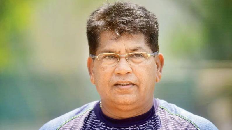 KKR name Chandrakant Pandit as new head coach