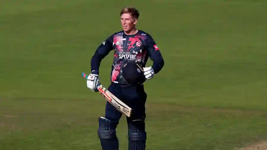 Zak Crawley pens one-year extension deal with Kent