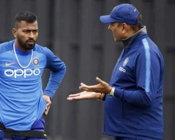 'He is one of the most important cogs in the wheel' - Shastri praises Pandya