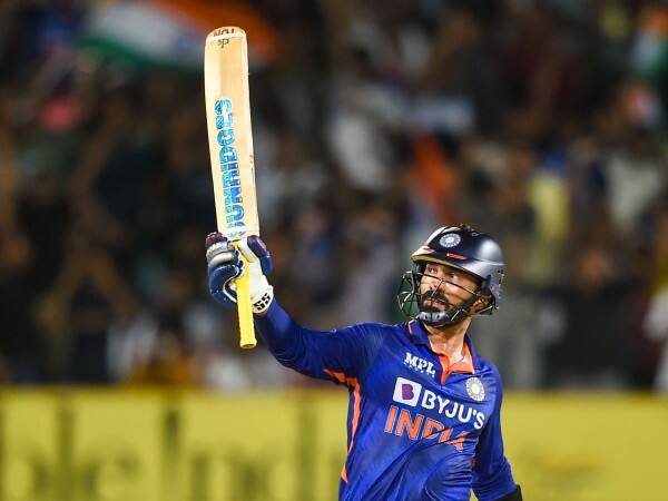 Asia Cup 2022, IND vs PAK: Fans question India's decision to drop Dinesh Karthik