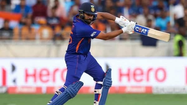 Asia Cup 2022: Twitter reacts as Rohit Sharma dishes out a batting masterclass