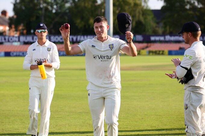 County Championship Division Two Round-up | 14 September