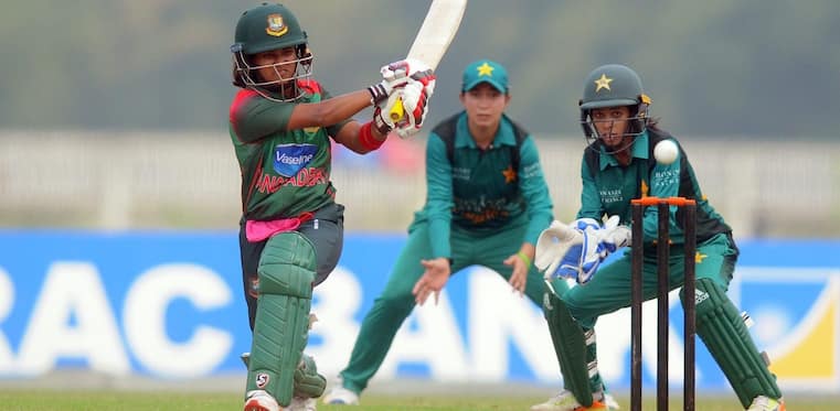 Fargana, Rumana help Bangladesh lift T20 World Cup Qualifiers title