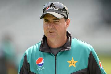 Mickey Arthur demands more batting time for Asif Ali ahead of the World Cup 
