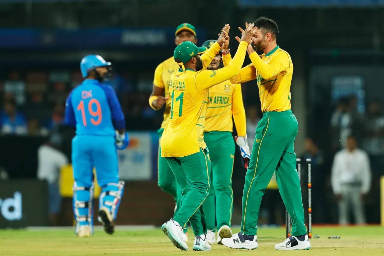 South Africa Pummel Team India by 49 runs to Finish Series on a High