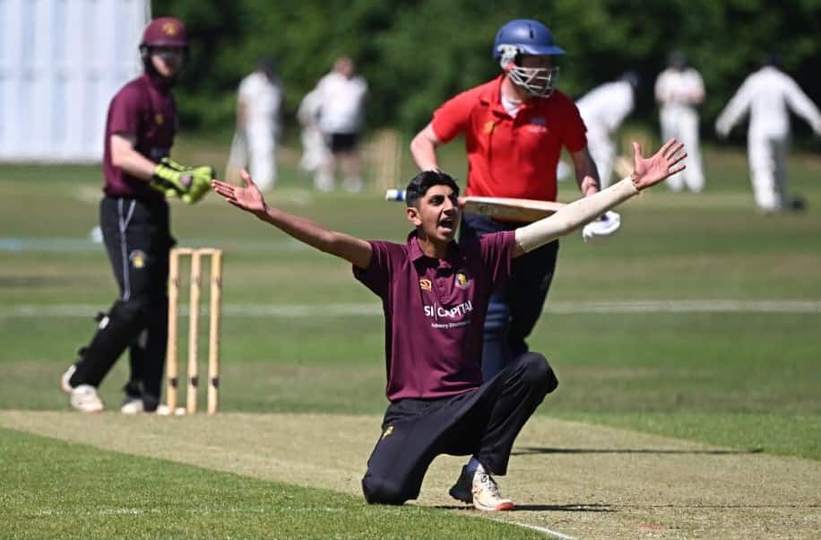Shoaib Bashir signs professional contract with Somerset