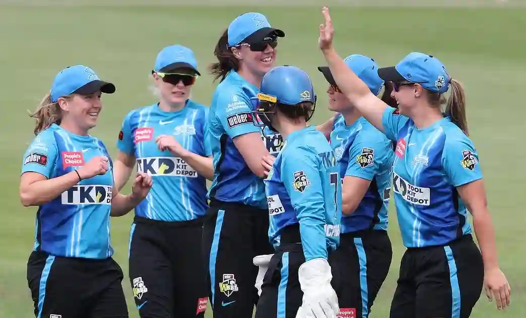 WBBL 2022: Dottin and Wellington star as Strikers decimate Renegades