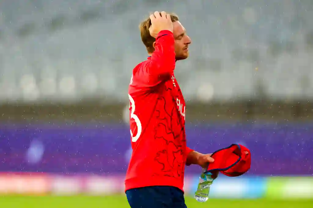 Ghosts of recent past return to haunt England at the MCG as Ireland win