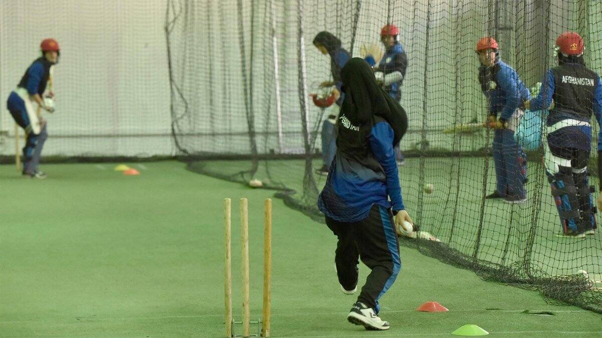 Afghanistan Government agrees to continue women's cricket in principal
