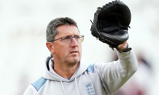 England Head Coach reveals all plans for the future, Matthew Motts and more