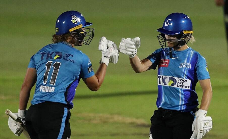 WBBL 2022: Adelaide Strikers book WBBL 08 final clash with Sydney Sixers