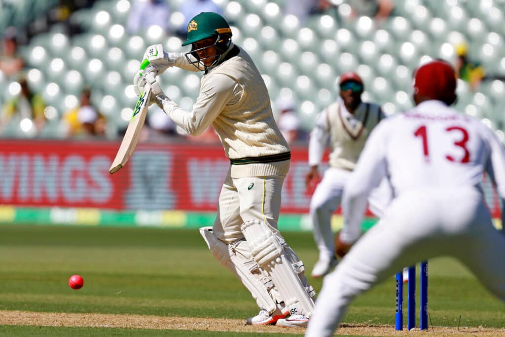 Khawaja surpasses 1,000 Test runs in 2022