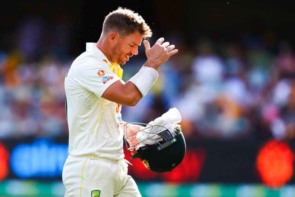 Former Australian all-rounder wants David Warner to retire from Test cricket