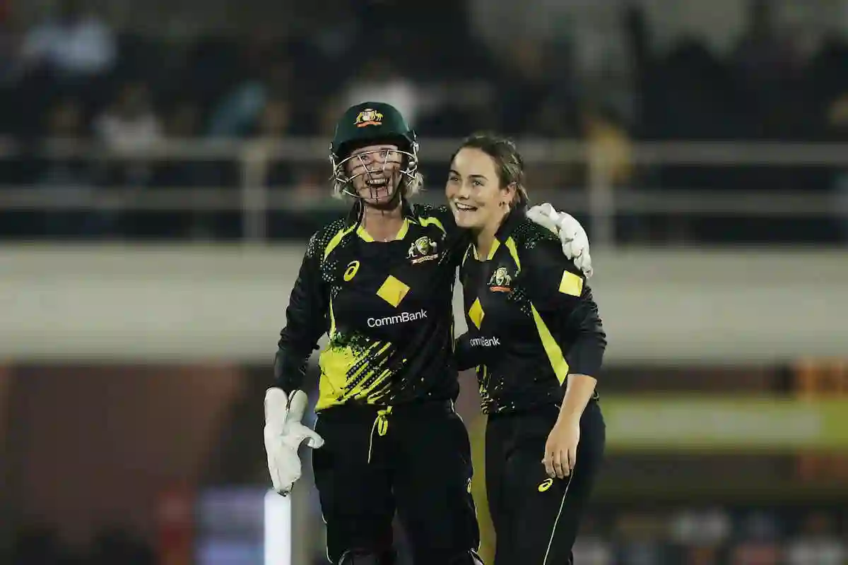 Dominant Australia decimate India, clinch a 4-1 series victory
