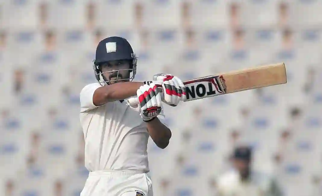 Ranji Trophy: Kedar Jadhav double century, Saxena fifer highlight on Day 3