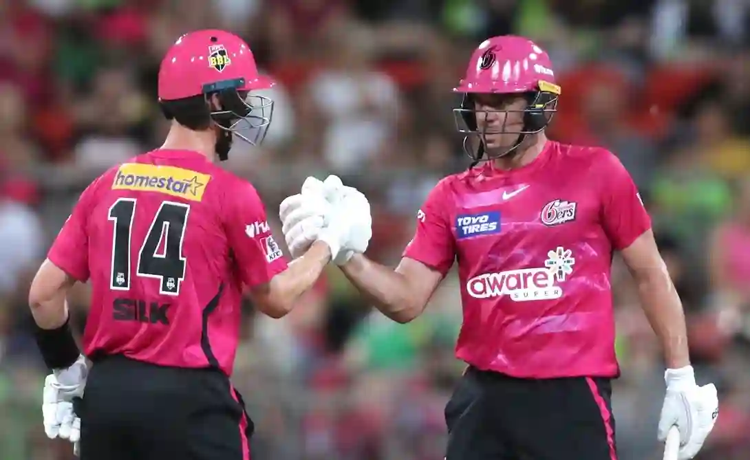 BBL|12, SYT vs SYS: Abbott, Silk powers Sydney Sixers to top spot 