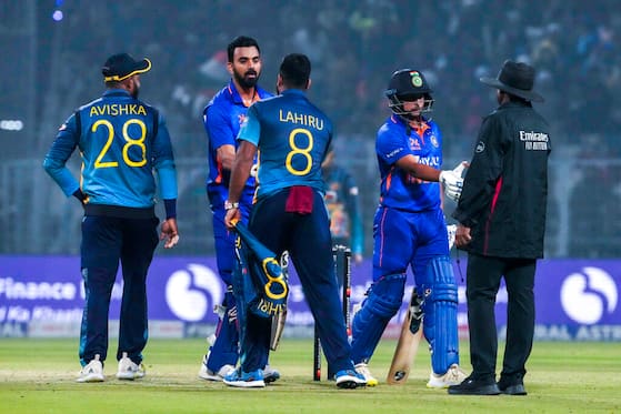 IND vs SL, 2nd ODI: Chris Silverwood rues poor batting for the defeat