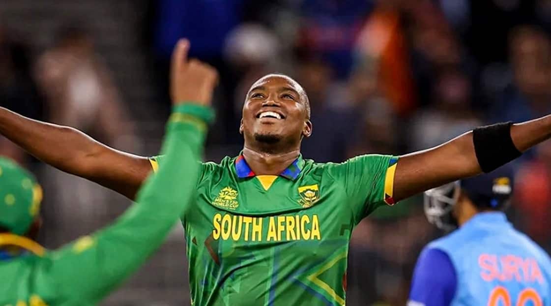 Lungi Ngidi impressed with SA20 as crowd flocks in numbers