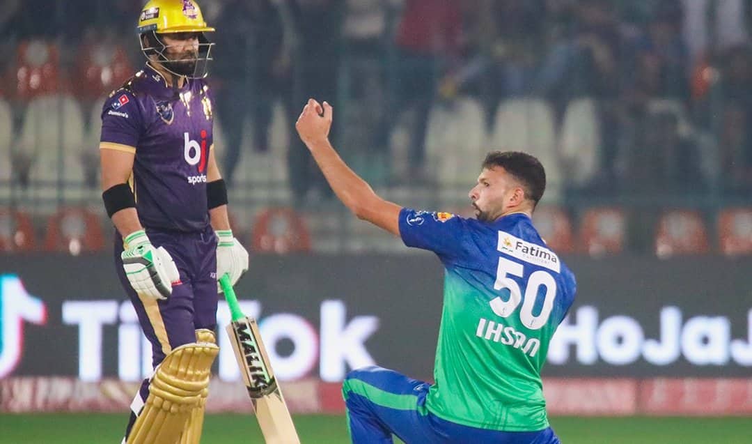 Multan Sultans thrash Gladiators to open their account in PSL 8