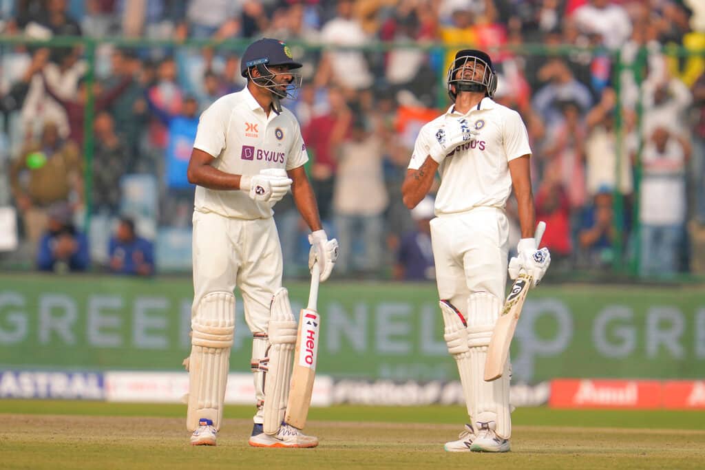 They are not lower-order batters: Lyon lavishes praise on Axar-Ashwin