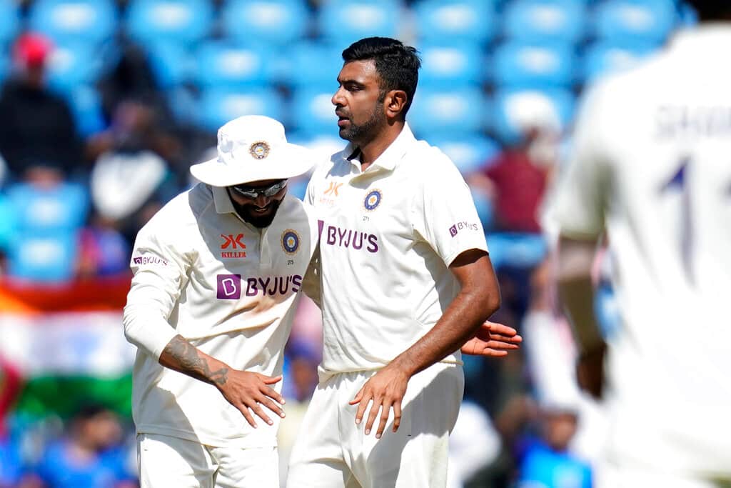 Ian Chappell eulogizes Ashwin and Ravindra Jadeja for their success in India 