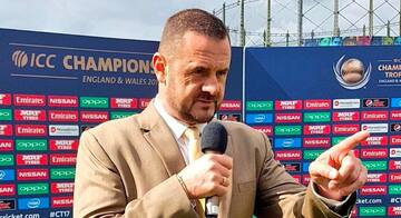 Simon Doull Lashes Out at Pakistan Opener for his Strike Rate