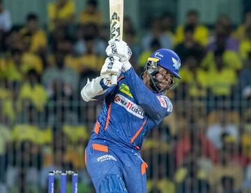 Mayers Smashes a 21-Ball Fifty, Keeps LSG in 218-Run Chase vs CSK