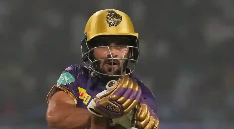 Shardul Thakur's 20-ball Half-Century Gives Momentum to KKR Innings