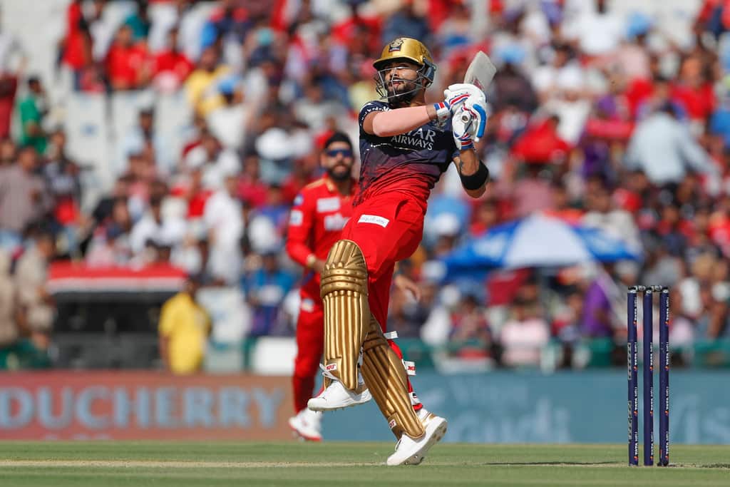 Faf du Plessis and Virat Kohli Gives RCB Rollicking Start in the Powerplay