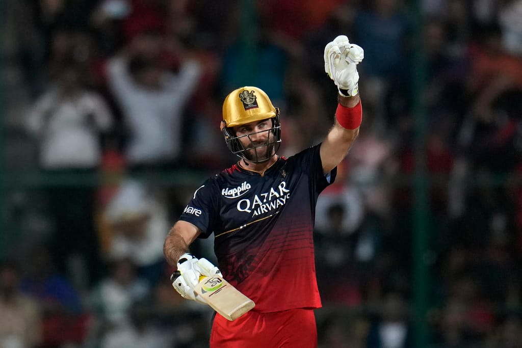 IPL 2023 | Glenn Maxwell Smashes his way to over 1000 Runs for RCB