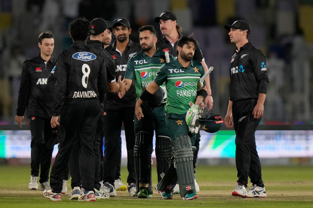 PAK v NZ 2nd ODI: Preview, Pitch Report, Predicted XIs, Fantasy Tips & Prediction