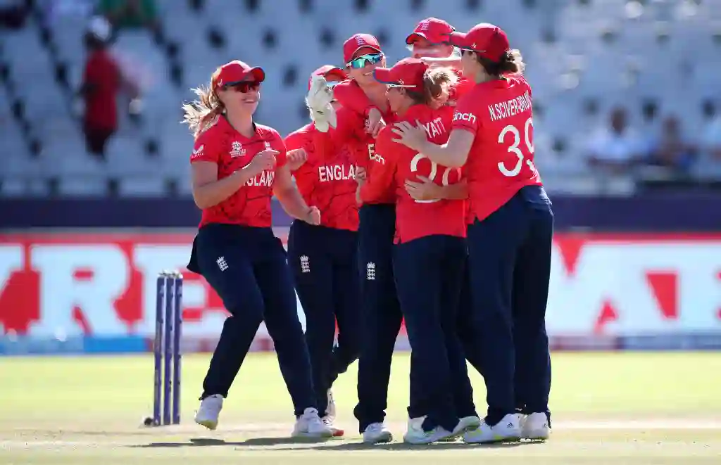 England's World Cup Winner Retires from International Cricket