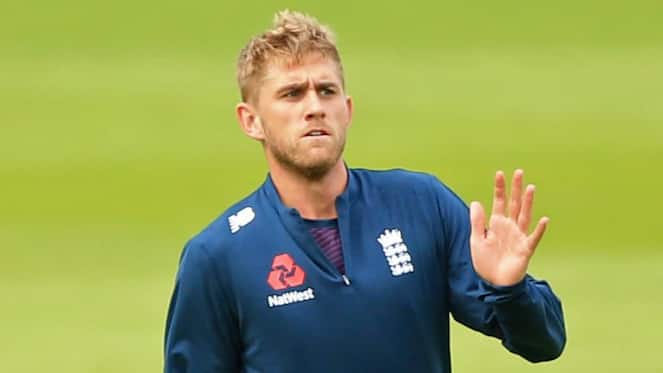 England's Ashes Plans Take a Hit as Olly Stone Suffers Hamstring Injury