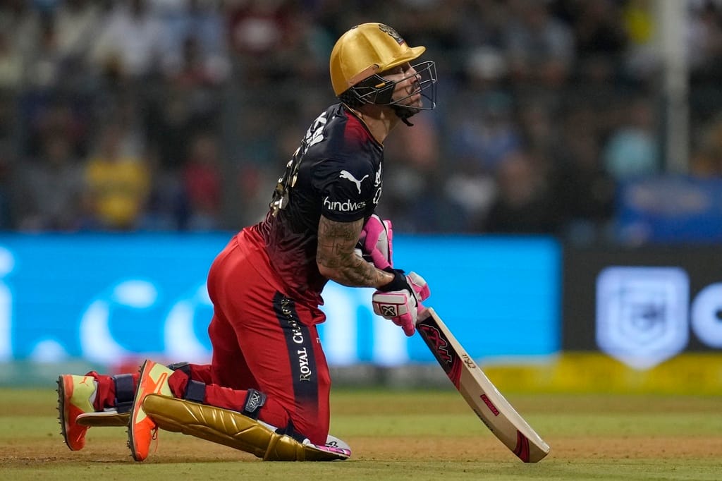 MI vs RCB | Faf du Plessis Joins the Elite List of RCB Batters, Maxwell Smashes Fifty in 25 Balls
