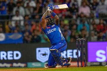 Mumbai Indians Create History Against RCB In the 200-Run Chase