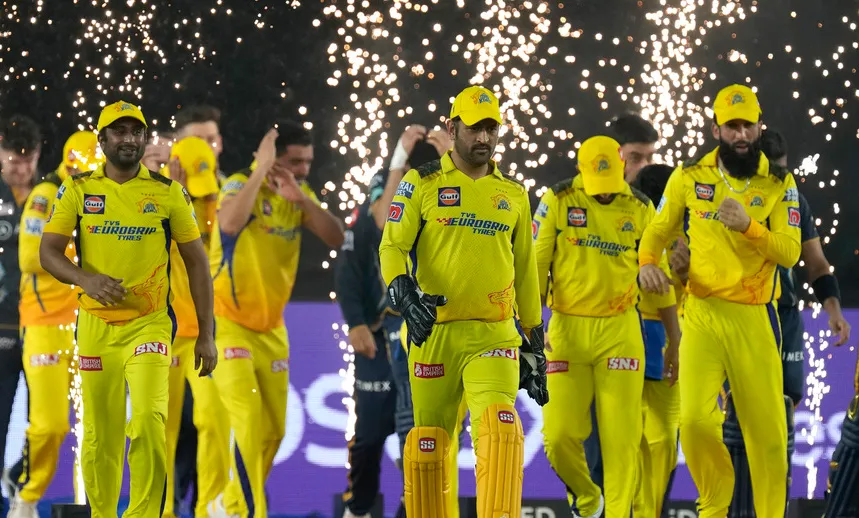 Sachin Tendulkar Congratulates MS Dhoni on 5th IPL Title Via A Special Message