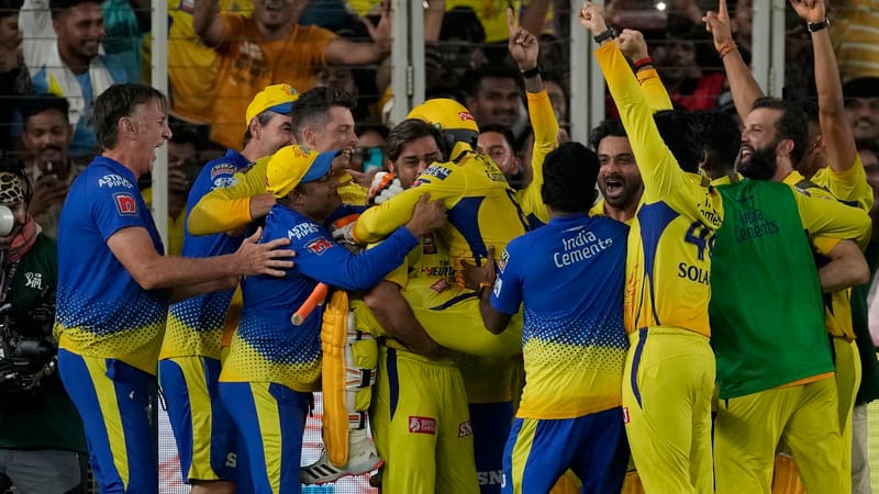 Top 5 Glorious Moments With CSK in IPL 