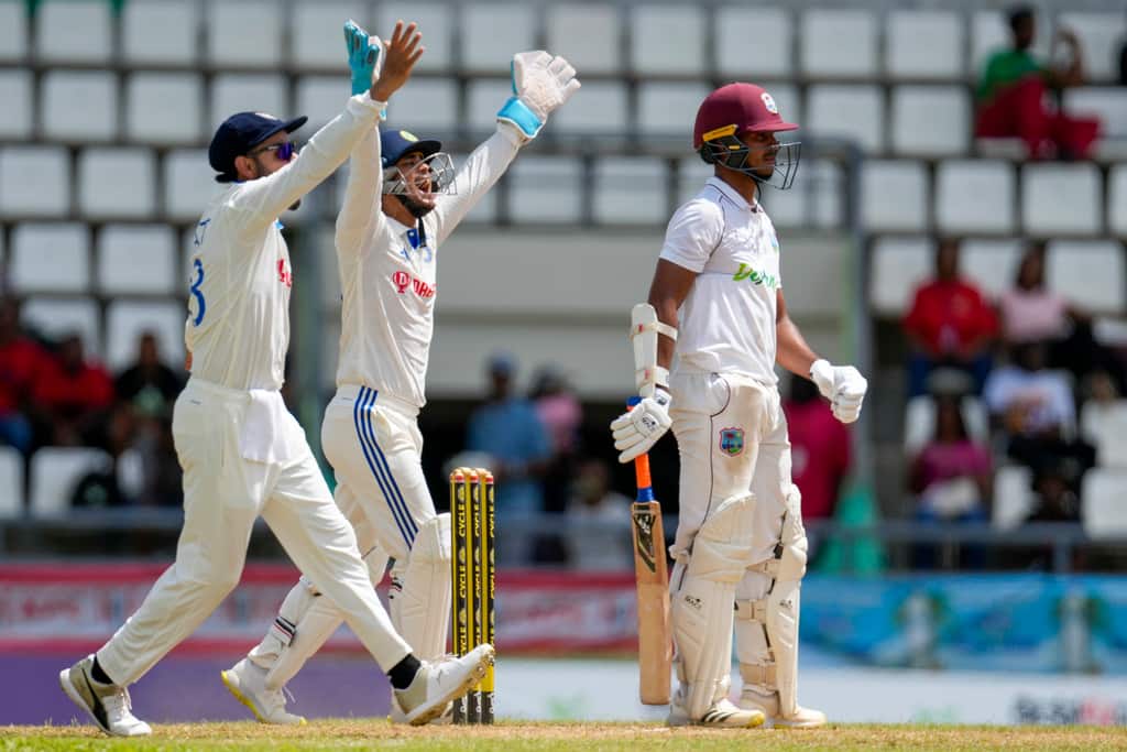 WI vs IND, 1st Test, 2nd Session | India Declare On 421, West Indies Off To a Shaky Start