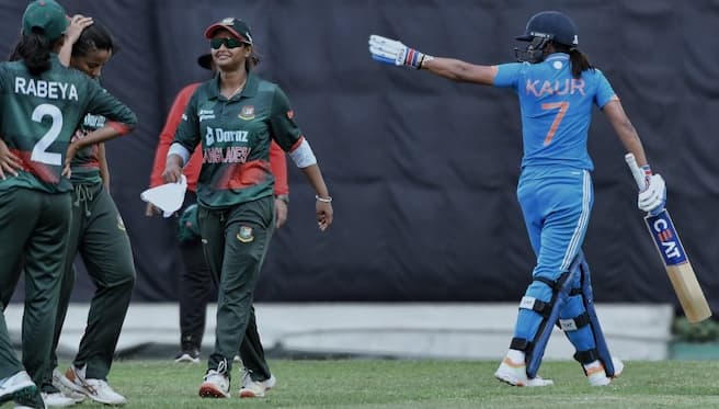 'The Umpires Did It For You' - Harmanpreet Kaur's Gratuitous Comment to Bangladesh Skipper