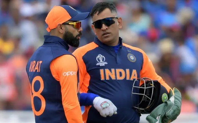 When MS Dhoni Denied Eating Food With Team India In Trivandrum