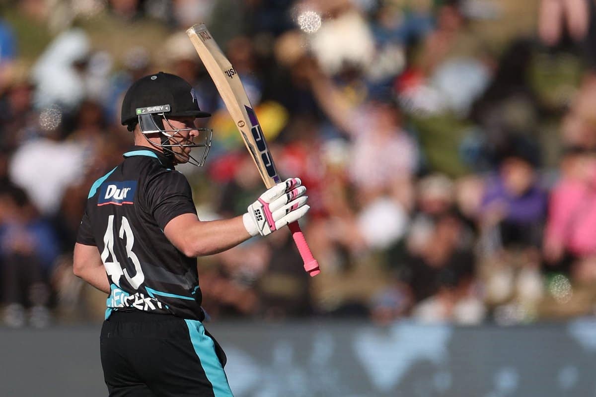 Kiwi Dominance Prevails - New Zealand Secures T20I Series with 32-Runs Victory over UAE