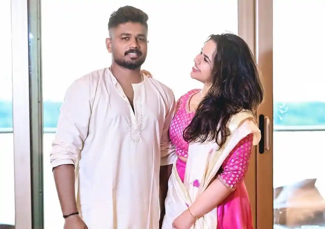 Sanju Samson Shares Adorable Onam Celebration Photo With His Beautiful Wife  | cricket.one - OneCricket