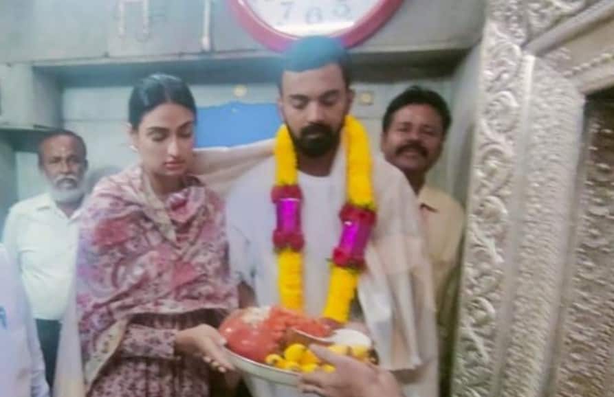 KL Rahul & Athiya Shetty Visit Ghati Subramanya Swamy Temple Amidst Rehabilitation