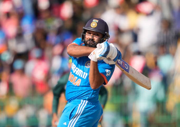 [Watch] Rohit Sharma Becomes 2nd Fastest Indian to 10000 Runs in ODI