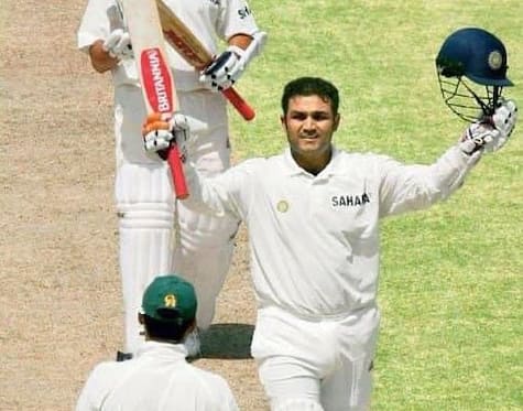 [Watch] When Virender Sehwag Smashed a Six At Will Against Pakistan