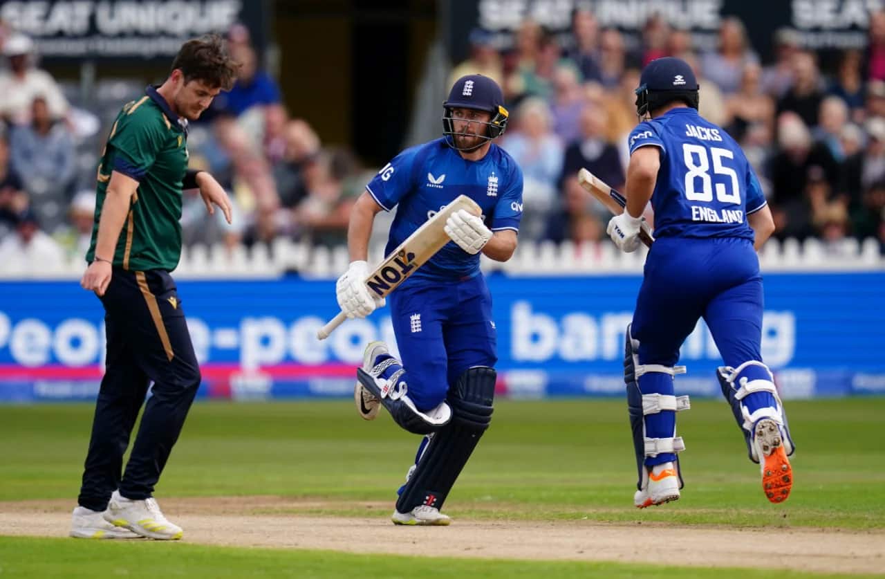 ENG vs IRE 2023 | Phil Salt, Will Jacks Smash Fastest-Ever Team Fifty In ODIs For England