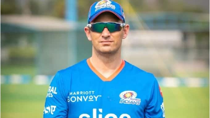 Shane Bond Leaves Mumbai Indians After After 9 Long Years
