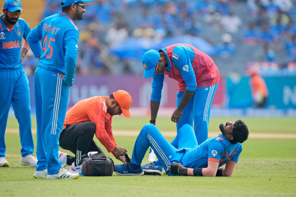 What Happened To Hardik Pandya During IND vs BAN World Cup Match?